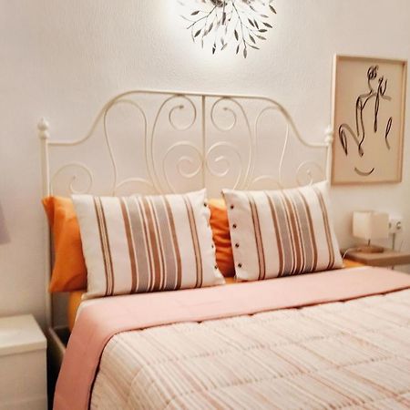 Bonito Apartamento De Dos Dormitorios En El Centro Y Calle San Miguel Τορρεμολίνος Εξωτερικό φωτογραφία