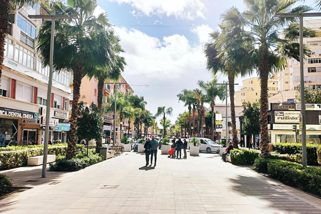 Bonito Apartamento De Dos Dormitorios En El Centro Y Calle San Miguel Τορρεμολίνος Εξωτερικό φωτογραφία