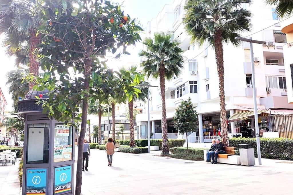 Bonito Apartamento De Dos Dormitorios En El Centro Y Calle San Miguel Τορρεμολίνος Εξωτερικό φωτογραφία